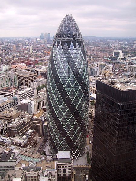 The Gherkin (By Paste at English Wikipedia (Transferred from en.wikipedia to Commons.) [Public domain], via Wikimedia Commons)