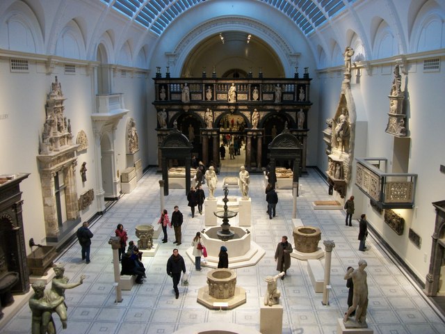 Medieval_and_Renaissance_Galleries_at_the_Victoria_and_Albert_Museum_-_geograph.org.uk_-_1651929