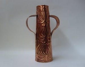 The vase pictured in an article in The Studio journal