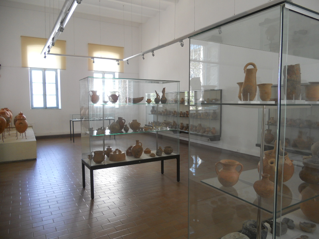 Display cases Samos Archaeological Museum