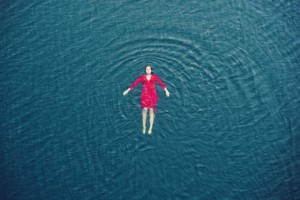 a-woman-floating-in-the-sea